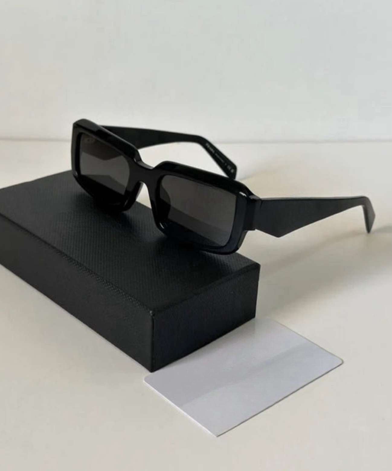 Black sunglasses