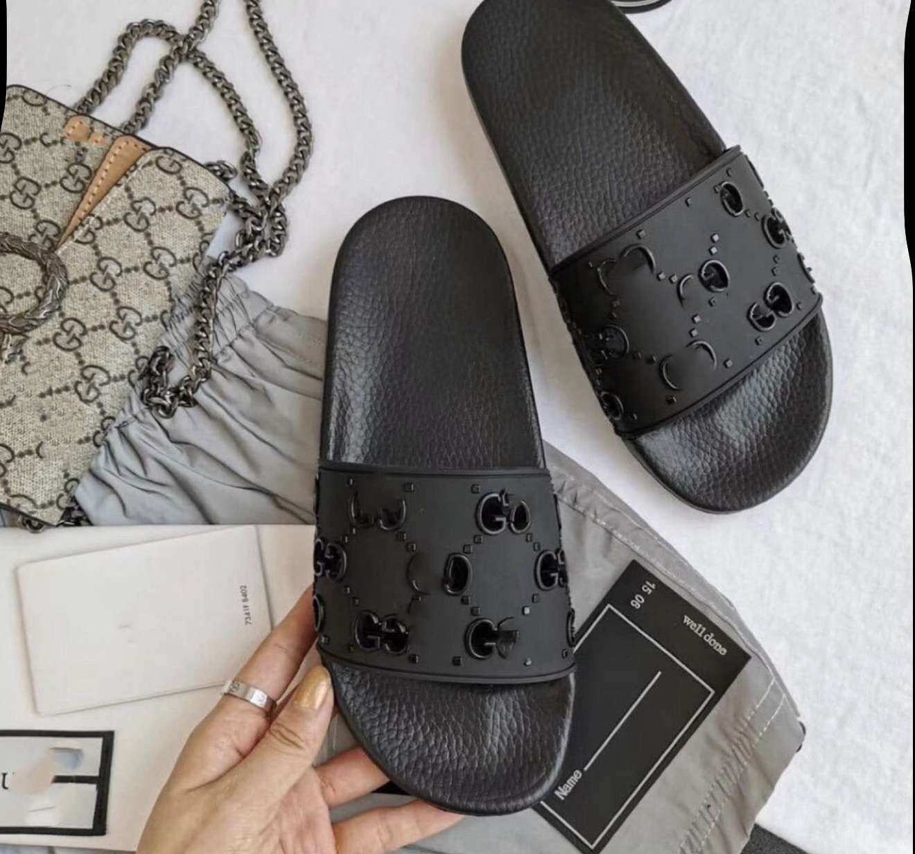 Black sliders