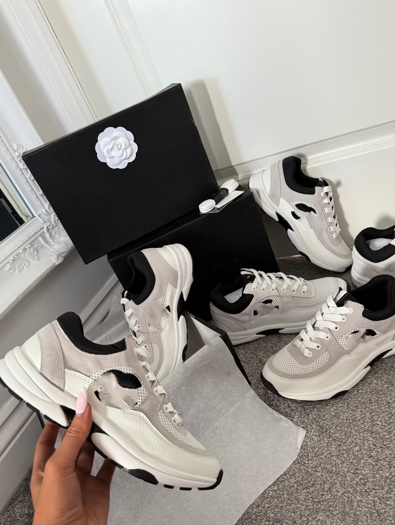 Black White trainers