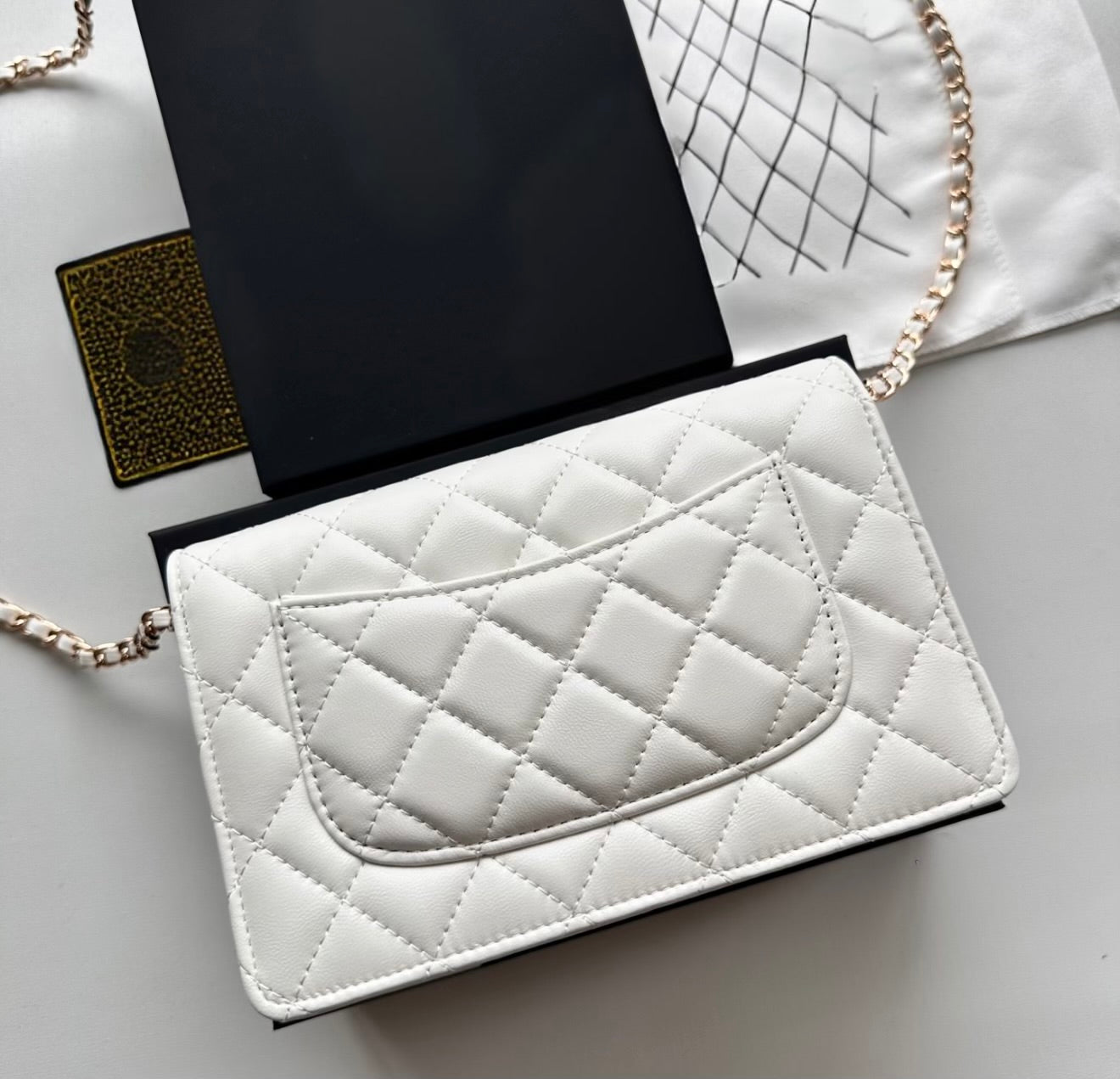 Cross body bags