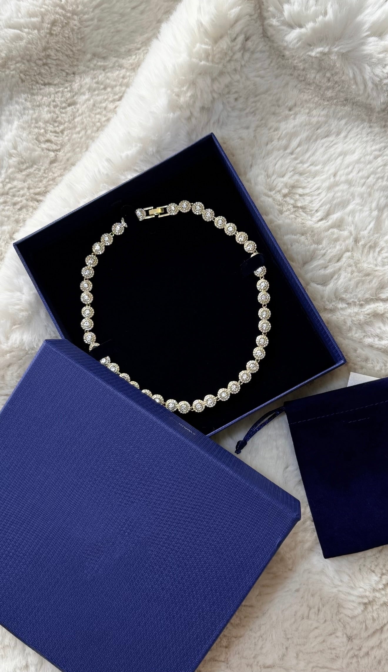 Gold necklace