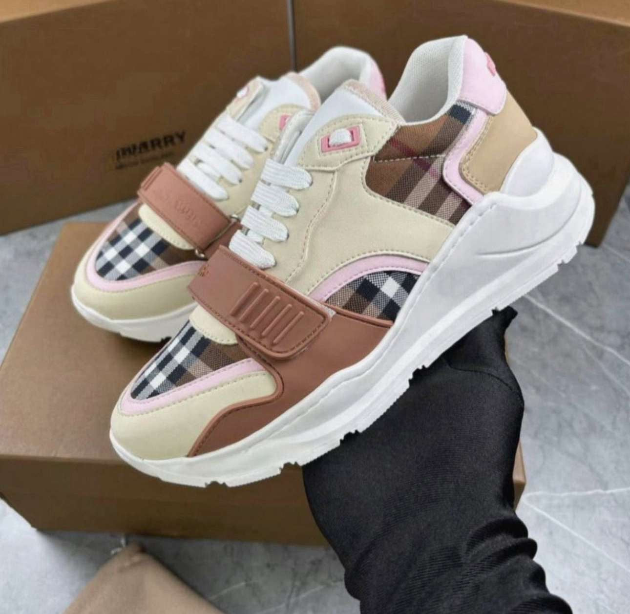Pink grid trainers