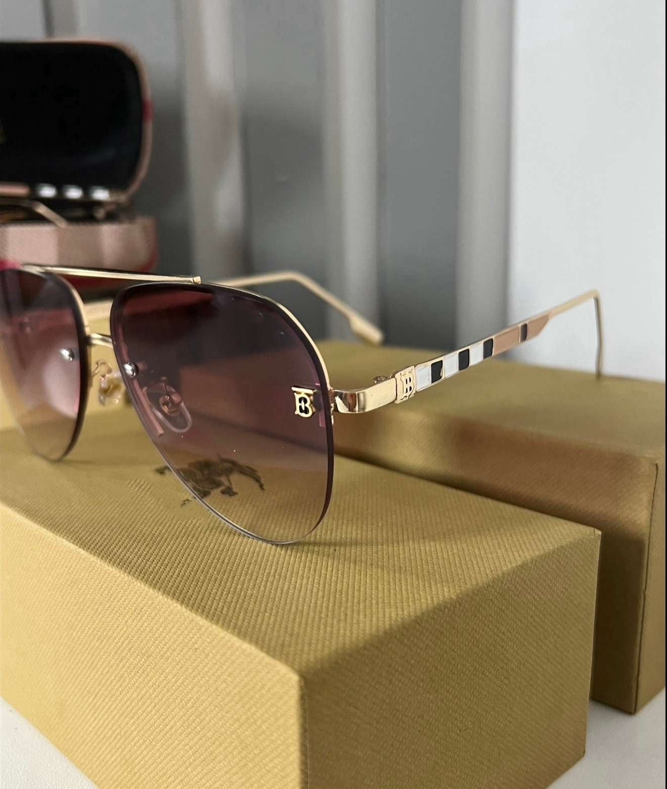 Grid sunglasses
