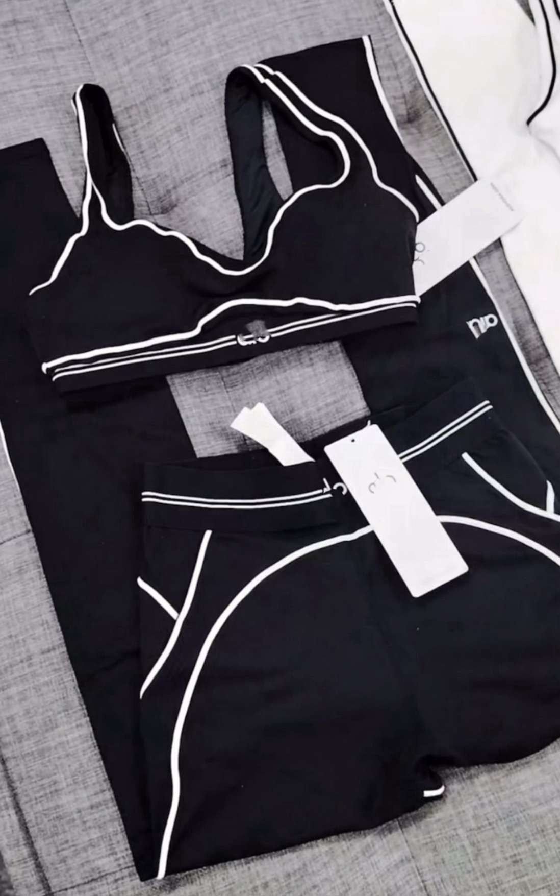 Black set