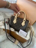 20cm pink strap bag