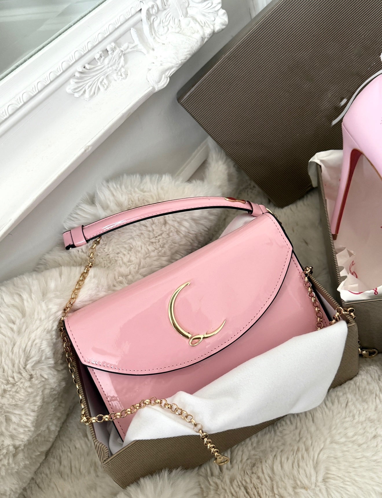 Pink heel set